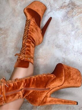 Hella Heels Babydoll Velvet Brandy 8”